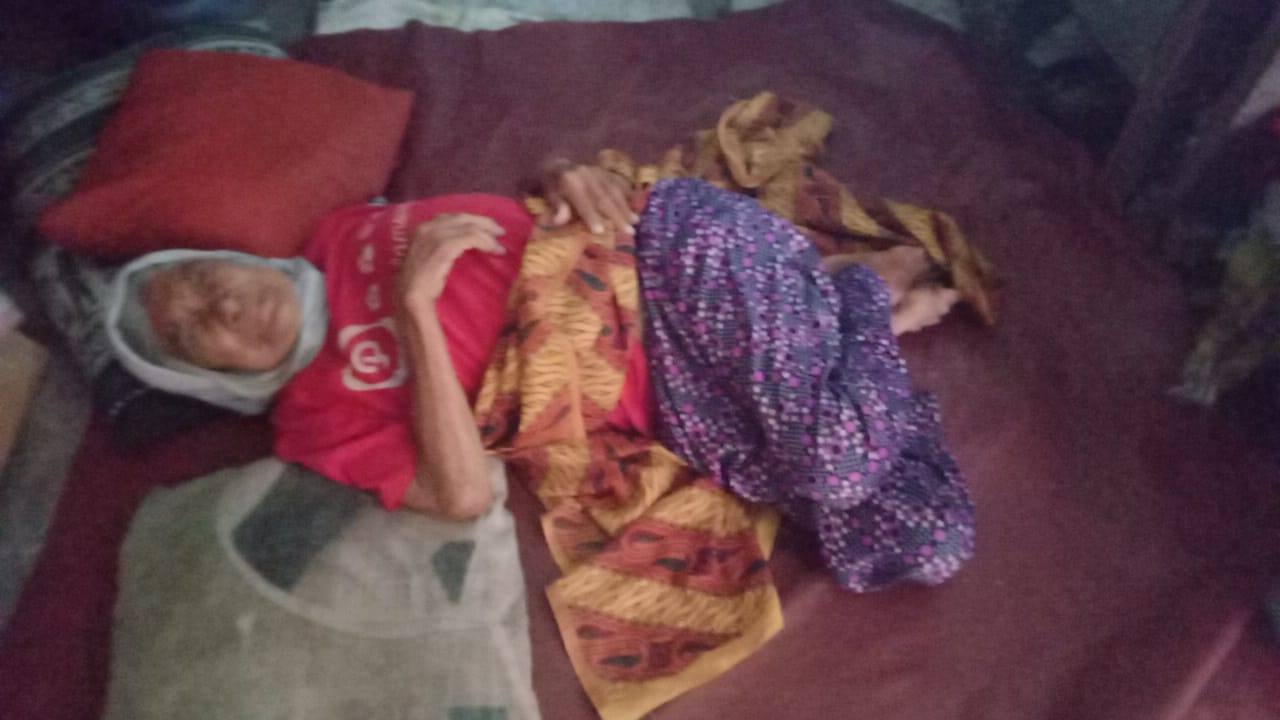 Jumiah Penderita Lumpuh Butuh Bantuan Korsi Roda
