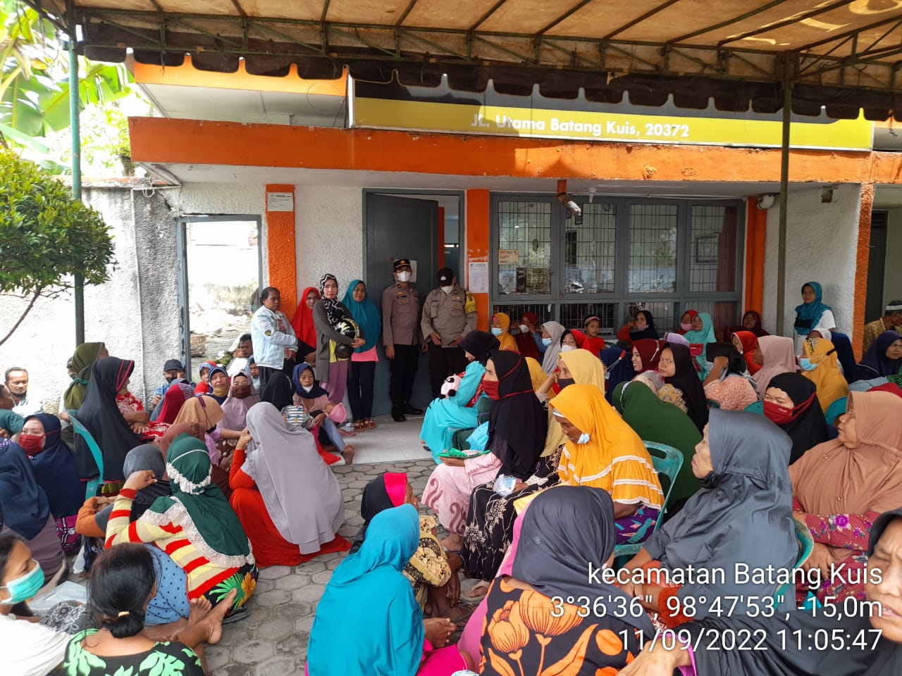 Pastikan Penyaluran Pembagian BLT Berjalan Aman dan Lancar, Polsek Batang Kuis Laksanakan Kegiatan Monitoring