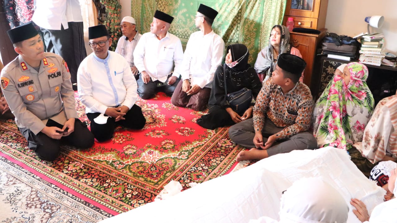 Wabup Simalungun: Alm.H.Abdul Halim Lubis adalah Teladan bagi Masyarakat Simalungun