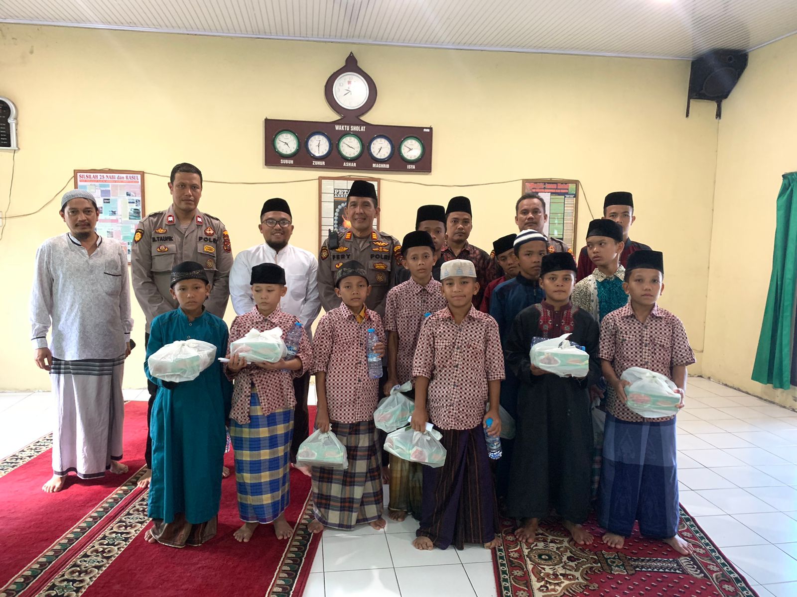 Jum’at Barokah, Samapta Polrestabes Medan Do’akan Kami Tetap Sehat Agar Kami Bisa Menjaga Kamtibmas dengan Baik