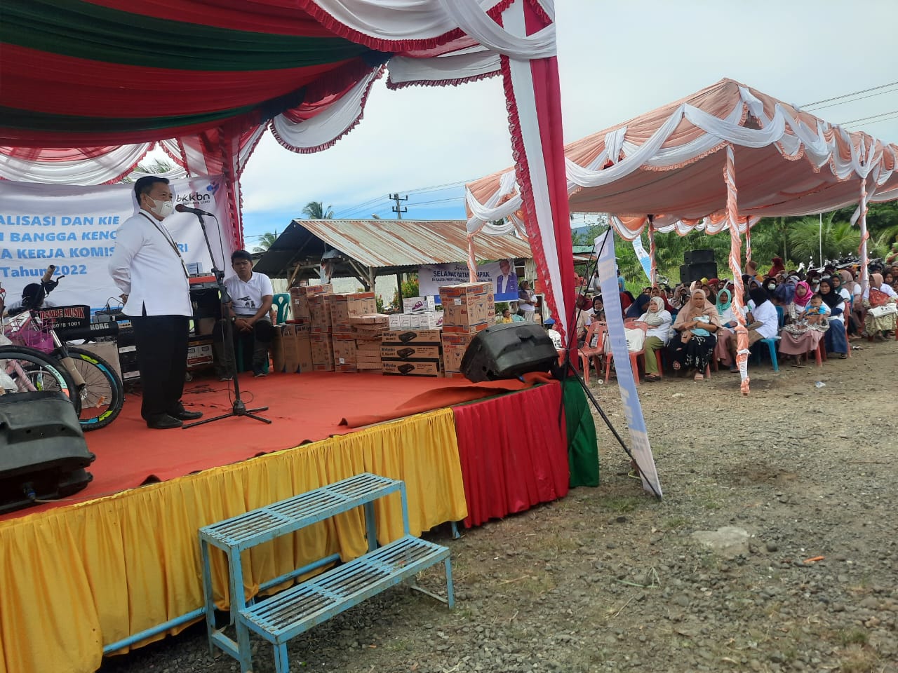 BKKBN dan Komisi IX Sosialikan Program Bangga Kencana di Desa Panompuan Jae