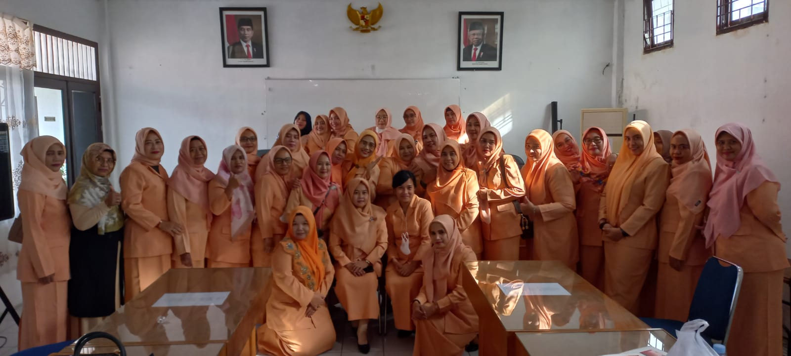 Kukuhkan Pengurus Dharma Wanita Sub-Unit PUD Pasar Medan, Suwarno: Lakukan Kolaborasi dan Buat Program Untuk Penanganan Stunting