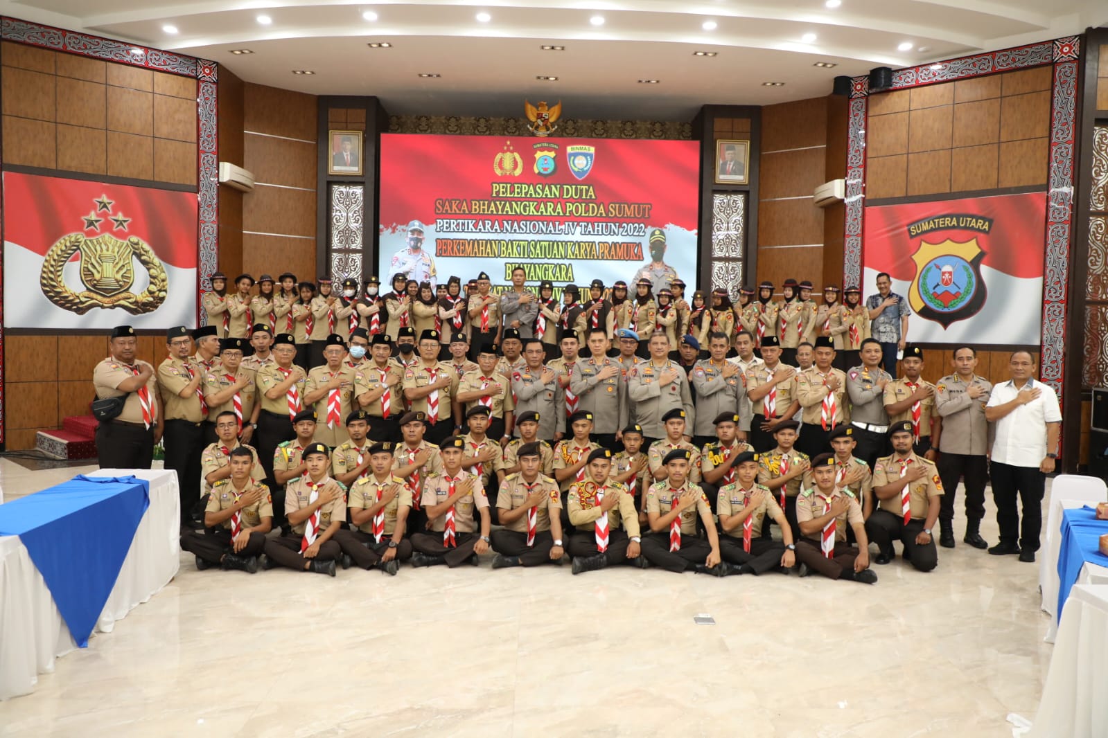 Kapolda Sumut Melepas Keberangkatan Duta Saka Bhayangkara Ikuti Pertikara Nasional ke IV