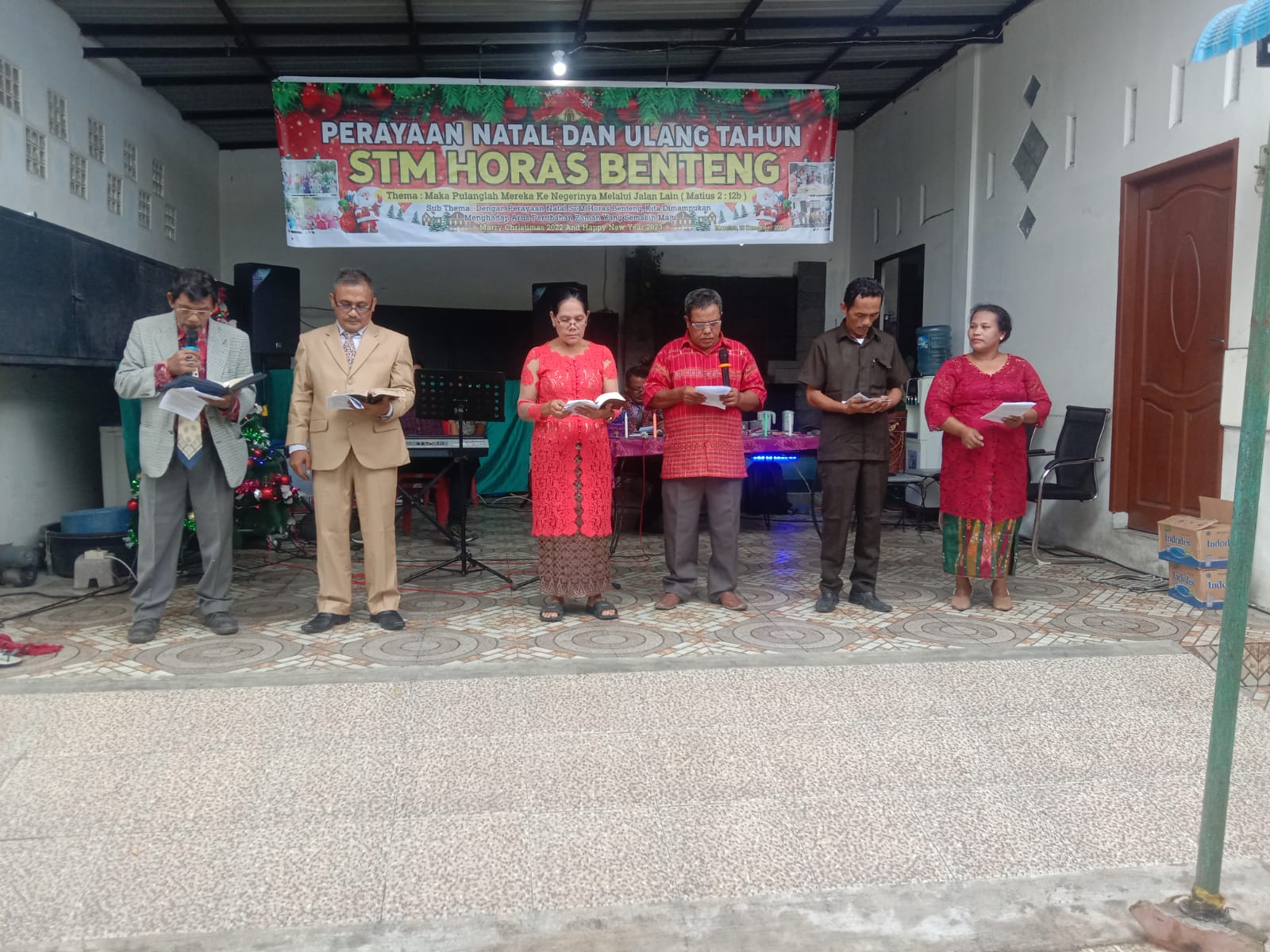 STM Horas Benteng Menyambut Natal 25 Desember 2022 serta HUT ke-26