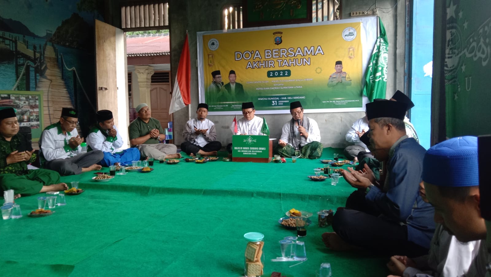 Kolaborasi Majelis Sholawat Ahlul Kirom,  Gema Santri Nusa dan Poldasu Gelar Doa Bersama Akhir Tahun 2022