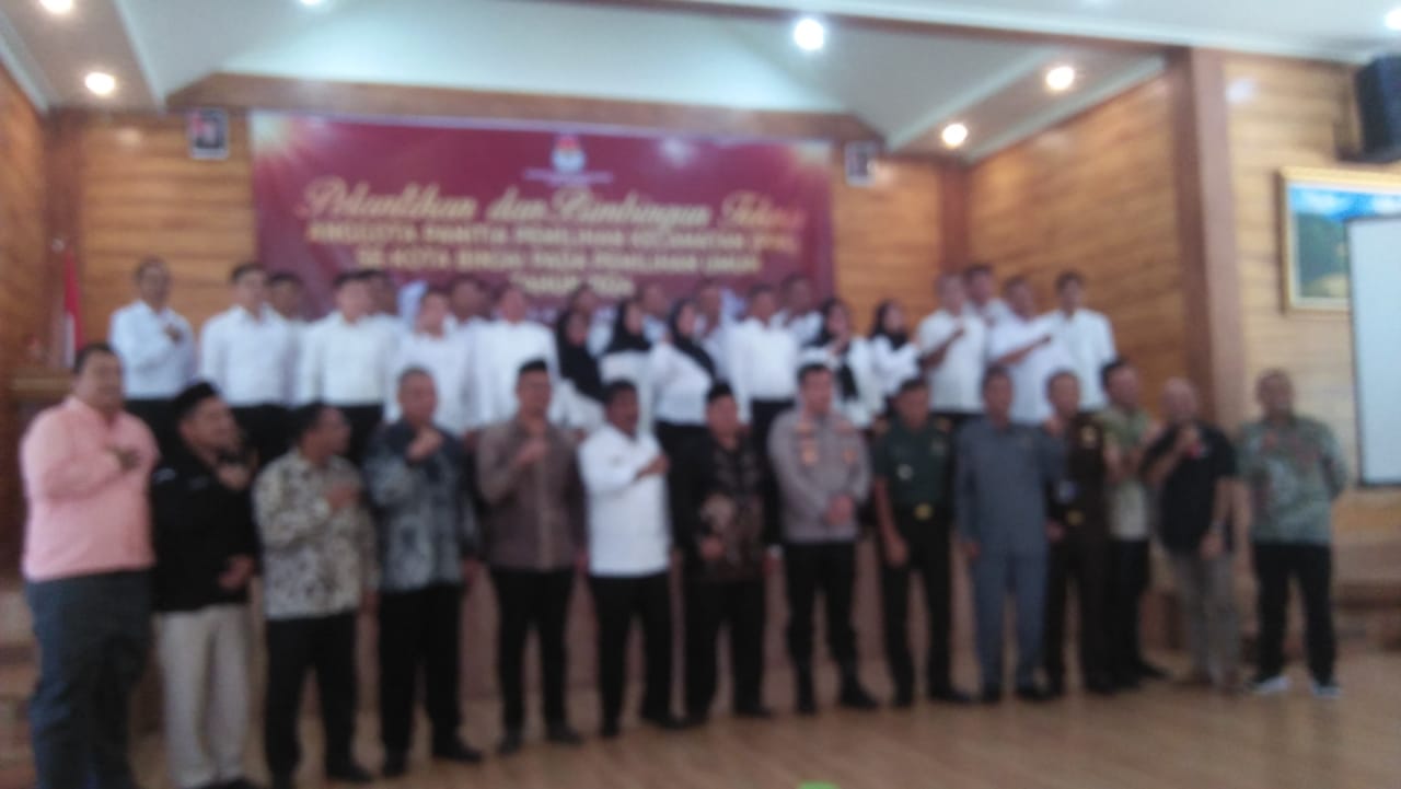 Ketua KPU Binjai Lantik PPK Terpilih
