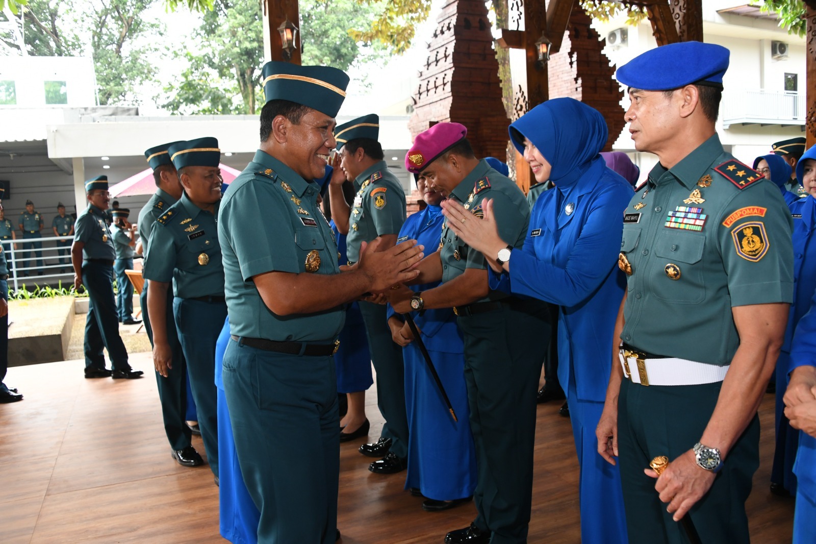 Gubernur AAL Laporan Kenkat Pati kepada Wakasal
