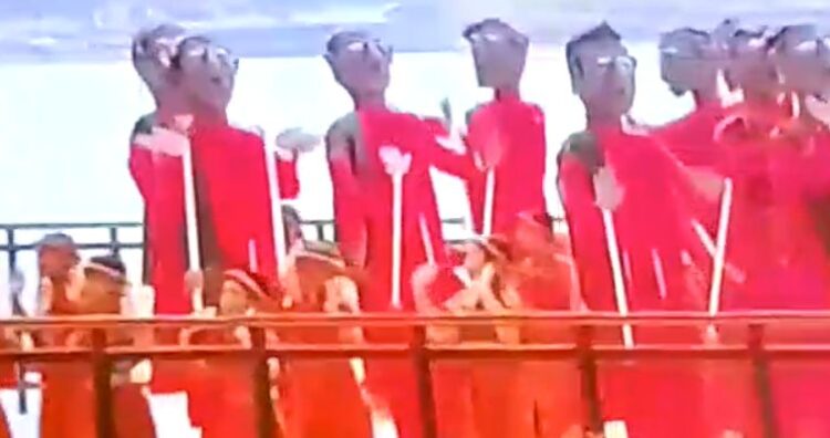 Presiden RI Jokowi Kagumi Penampilan Tarian Sigalegale Pada Pembukaan F1 Powerboat Championship Danau Toba 2023