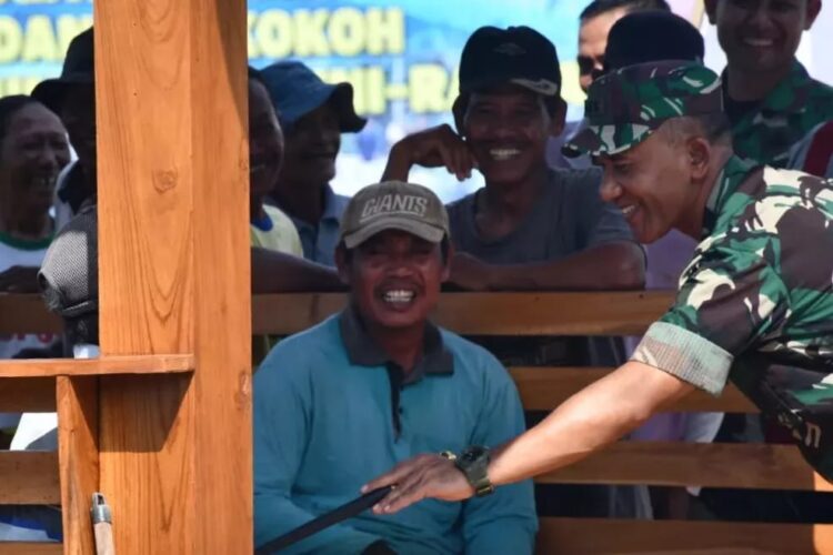 Danrem 081/DSJ Kolonel Inf H. Sugiyono,  Gagas Program Unggulan Mulih Ndesa Mbangun Desa