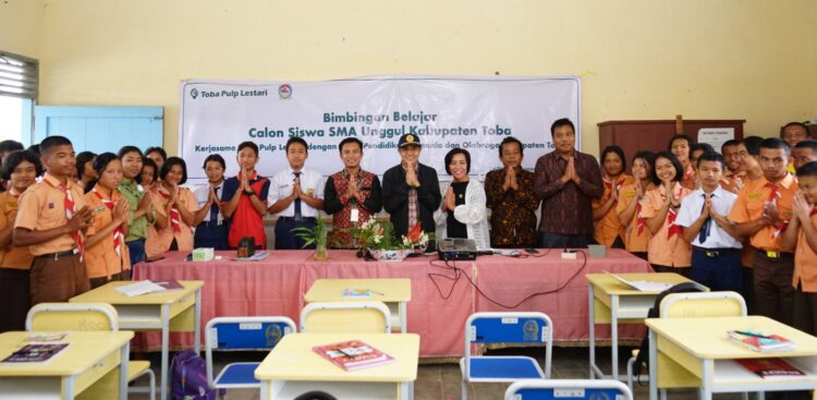 Seleksi Penerimaan Siswa/i SMA Unggulan, TPL Dukung Persiapan  Bimbingan Belajar SMP Di Kabupaten Toba