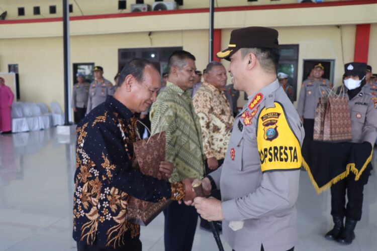 Kapolresta Deli Serdang Pimpin Sertijab Tiga Kapolsek Dan Pelepasan Purna Bhakti