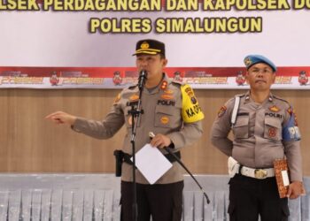Kapolres Simalungun Pimpin Upacara Serah Terima Kapolsek Perdagangan dan Dolok Silau