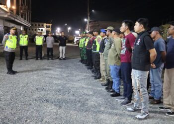 Kapolres Simalungun Pimpin Patroli Skala Besar Pastikan Sholat Tarawih Nyaman