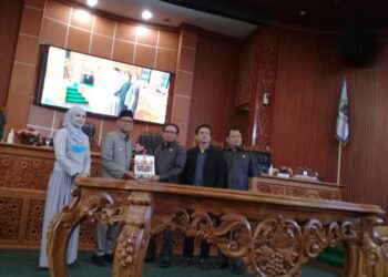 DPRD Kota Depok Gelar Rapat Paripurna Masa Sidang Pertama Tahun 2023 Dalam Rangka Penyampaian Pokir dan Renja Tahun 2024