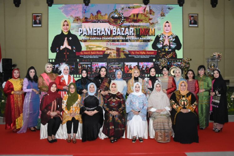 Persit KCK Korem 023/KS Ikuti Pameran Bazar UMKM di Makodam I/BB