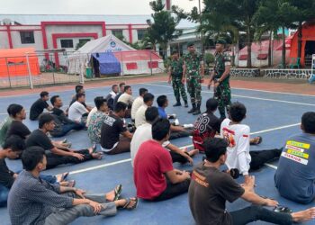 Yonif Raider 300/Bjw Latih Kedisiplinan Dan Cinta Tanah Air Kepada Santri di Lapas Kelas II/B Cianjur