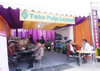 HUT Kabupaten Toba Ke-24, TPL Hadirkan Produk UMKM Binaan Juga Bagikan  Souvenir