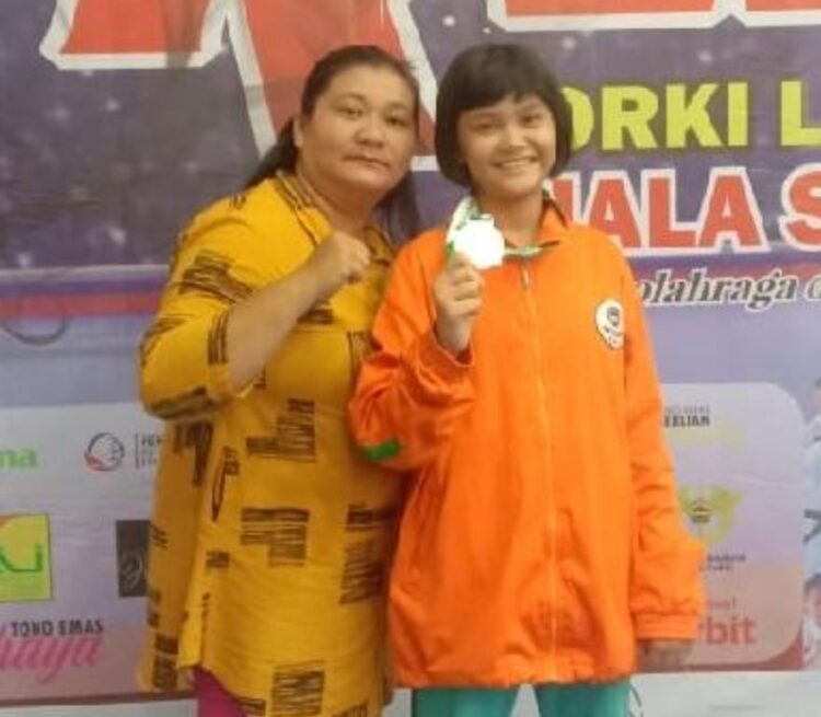 Putri Personil Polsek Medan Timur Raih Medali Perak Kejuaraan Karate Forki Lhokseumawe Aceh-Sumut