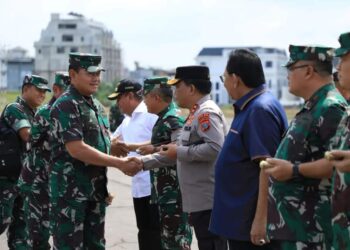 Kapolda Sumut Sambut Kedatangan Panglima TNI