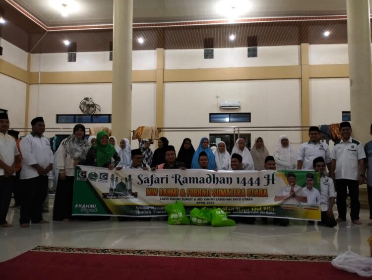 KAHMI Sumut Safari Ramadhan Berikan Bantuan Pada Masyarakat Siamporik Labura