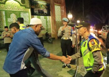 Kapolres Samosir Pimpin Patroli Presisi  Gabungan Skala Besar Pada Perayaan Idul Fitri