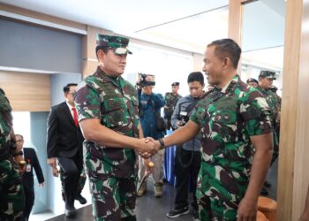 Panglima TNI Lepas Pemberangkatan Satgas Pamtas Papua untuk Mendukung Pembangunan dan Keamanan di Wilayah Papua
