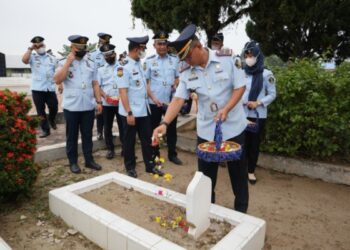 Lembaga Pemasyarakatan Kelas II B Kota Tebingtinggi Laksanakan Tabur Bunga Menyambut Hari Bakti Pemasyarakatan ke-59 Tahun 2023