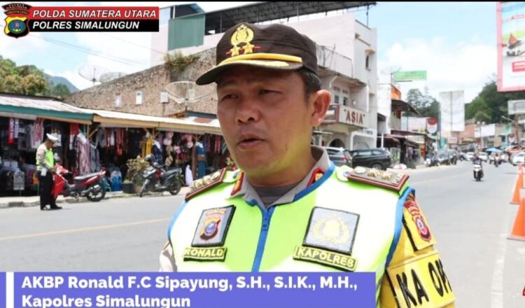 OPS Ketupat Toba 2023 Polres Simalungun Sigap Evakuasi Korban Mobil Masuk Jurang di Girsang Simalungun