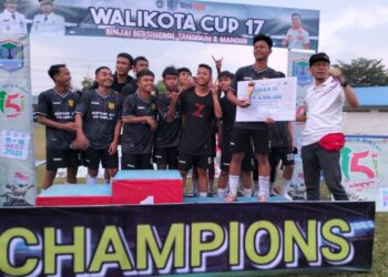Kesebelasan Bintang Muda Juara Wali Kota Binjai Cup U-17