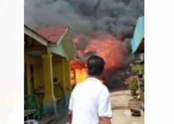 Diduga Akibat Kompor Gas 1 Unit Rumah Musnah Terbakar di Langkat