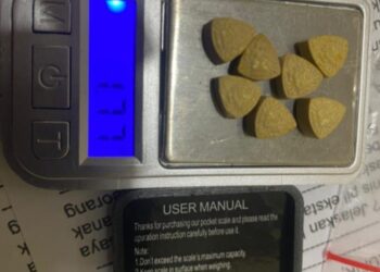 Pria Diduga Pengedar Ekstasi Saat Menunggu Pembeli Berhasil Diamankan Satuan Narkoba Polres Binjai 