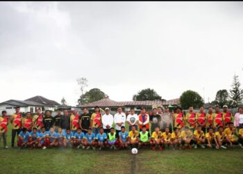 Pj Bupati Taput  Buka Turnamen Sepakbola Tingkat SLTP “‘PAPA KEREN” Cup I di Siborong-borong