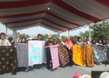 Semarak Hardiknas 2024, Dinas Pendidikan Kota Depok Tampilkan Karya Batik Anak Istimewa