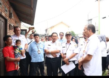 Percepat Penurunan Stunting, Sekda Kota Binjai Tinjau dan Berikan Bantuan Kepada Warga Terdampak Stunting