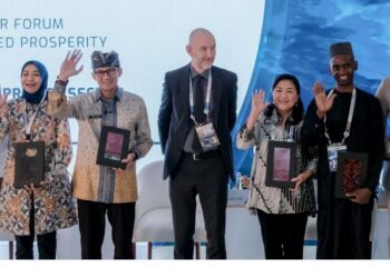 Menparekraf Sandiaga Uno Tekankan Pentingnya Keterlibatan Swasta dalam Pengelolaan Sumber Daya Air untuk Pariwisata Berkelanjutan