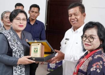 Hadiri HUT IBI, Bupati Simalungun Minta Para Bidan Untuk Bekerja dan Memberikan Pelayanan Dengan Tulus.