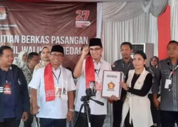 Rico Waas dan H. Zakiyuddin Harahap Resmi Mendaftar di KPU Kota Medan, Disambut Meriah di Hari Terakhir Pendaftaran Pilkada 2024