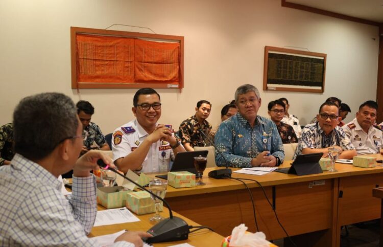 Tekan Angka Kecelakaan di Perlintasan Sebidang, Dishub Sumut Gelar RDP Bersama Komisi D DPRD Sumut