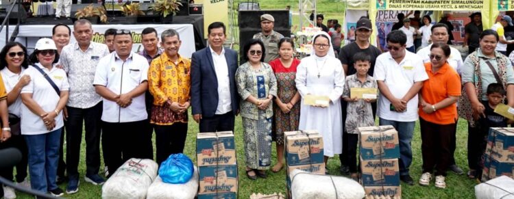 Pemkab Simalungun Gelar Talkshow UMKM dan Rayakan HUT Koperasi ke-77 dengan Pemberian Bantuan Sarana Pendukung