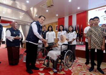 Pj Gubernur Sumut Agus Fatoni Luncurkan Gerakan Kesetiakawanan Sosial Serentak se-Sumut