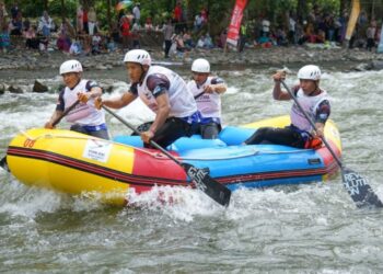 Kevin Aryawan Sinaga: Mahasiswa Unimed yang Mewakili Sumut di PON XXI Raih 3 Medali Cabor Arung Jeram