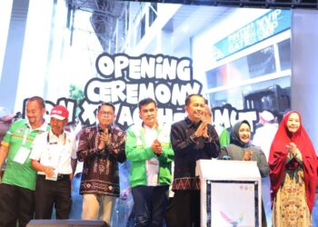 Pj Gubernur Sumut Agus Fatoni Buka Festival UMKM PON XXI 2024, Kenalkan Produk Khas Daerah