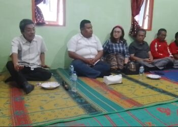 Calon Bupati Samosir Freddy Lamhot Paulus Situmorang Respon Keluhan Warga Pardomuan Nauli dalam Kampanye Tertutup