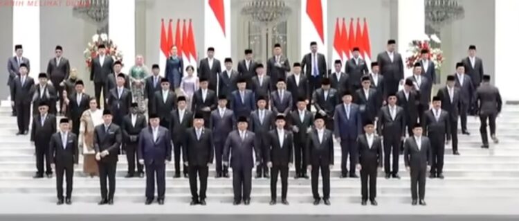 Kabinet Merah Putih: Presiden RI Prabowo Umumkan Susunan Menteri dan Wakil Menteri di Istana Kepresidenan