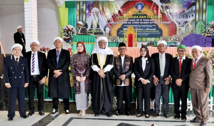 Plt Bupati Simalungun Hadiri Sidang Munaqasyah/Wisuda Syekh Muda dan Syarifah Ke-34 Thariqat Naqsabandiyah Al-Kholidiyah Jalaliyah Bandar Tinggi