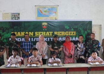 Kodam I/BB Gelar Makan Sehat Bergizi untuk Siswa di Medan Polonia