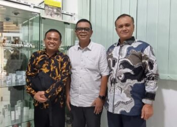 Wakil Bupati Pakpak Bharat Kunjungi Atsiri Research Center, Jalin Kerja Sama Pengembangan Minyak Atsiri Nilam