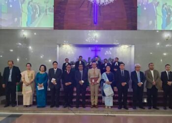 Ephorus HKBP Melantik Letjen. TNI (Purn) Hinsa Siburian sebagai Ketua Yayasan Kesehatan HKBP Periode 2024-2028
