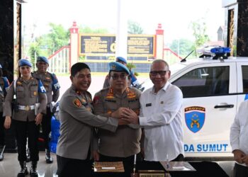 Pemprov Sumut Serahkan Hibah Mobil Dinas untuk Polda Sumut, Dukung Kinerja Bidang Propam