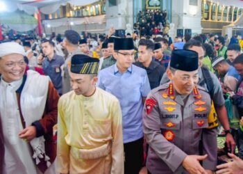 Safari Ramadhan Kapolri di Masjid Raya Al Mashun Medan: Wali Kota Medan Apresiasi Kegiatan Sosial dan Keamanan